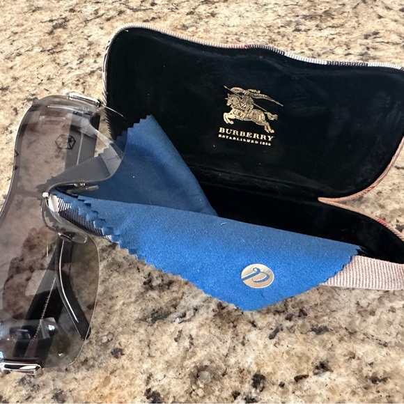 Burberry Sunglasses with Case - Picture 10 of 13